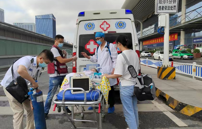 阳信县救护车出租公司